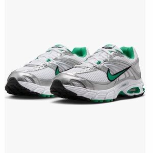 Nike Air Max Moto 2K Sneaker